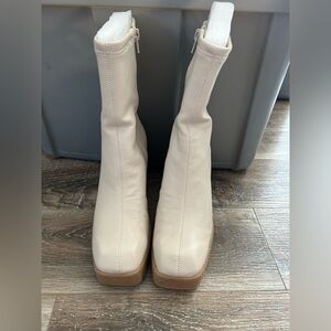 Women’s Cream Square-Toe Zip Ankle Boots